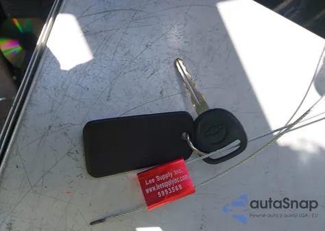 2004 Chevrolet Tahoe Lt from USA, damaged, VIN 1GNEC13Z74J282044